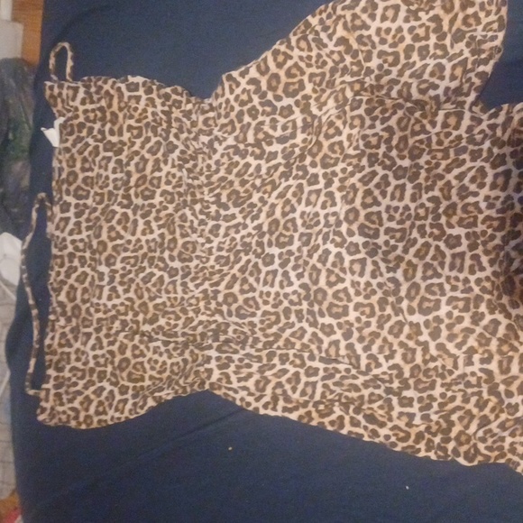 Short set - Picture 2 of 3